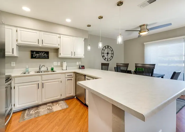 Ferienhaus Patio & Pool Access: Modern Oasis 5 Mi To Asu! *