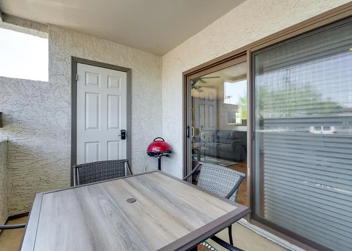 Patio & Pool Access: Modern Oasis 5 Mi To Asu! Scottsdale